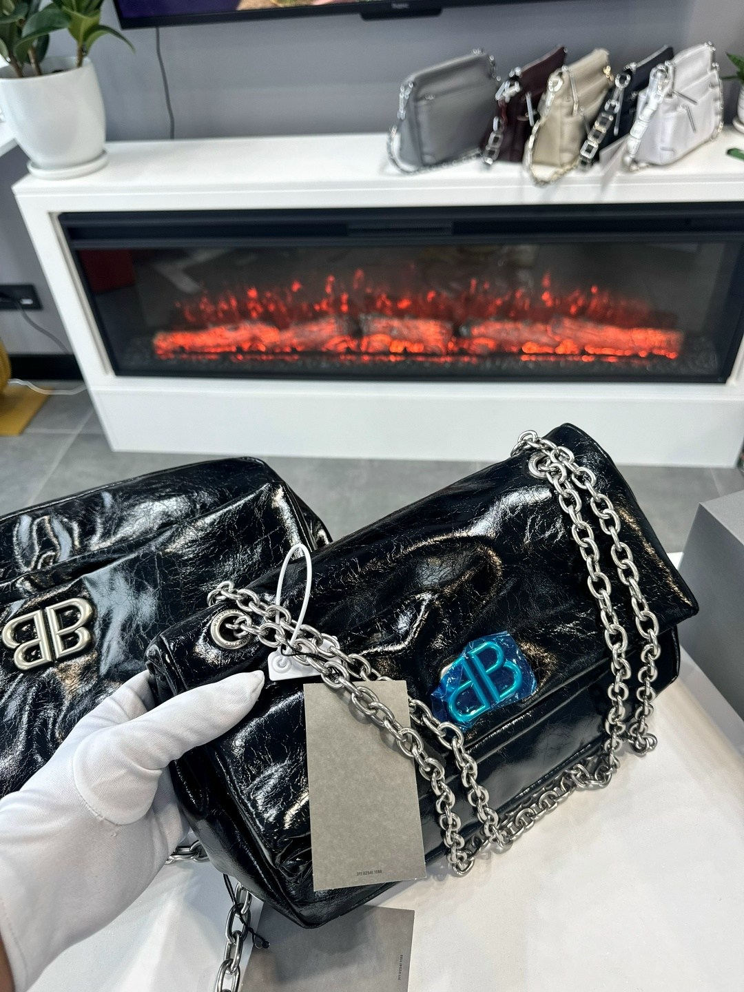 сумка balenciaga,сумка женская balenciaga,сумка,баленсиага сумка,сумка женская