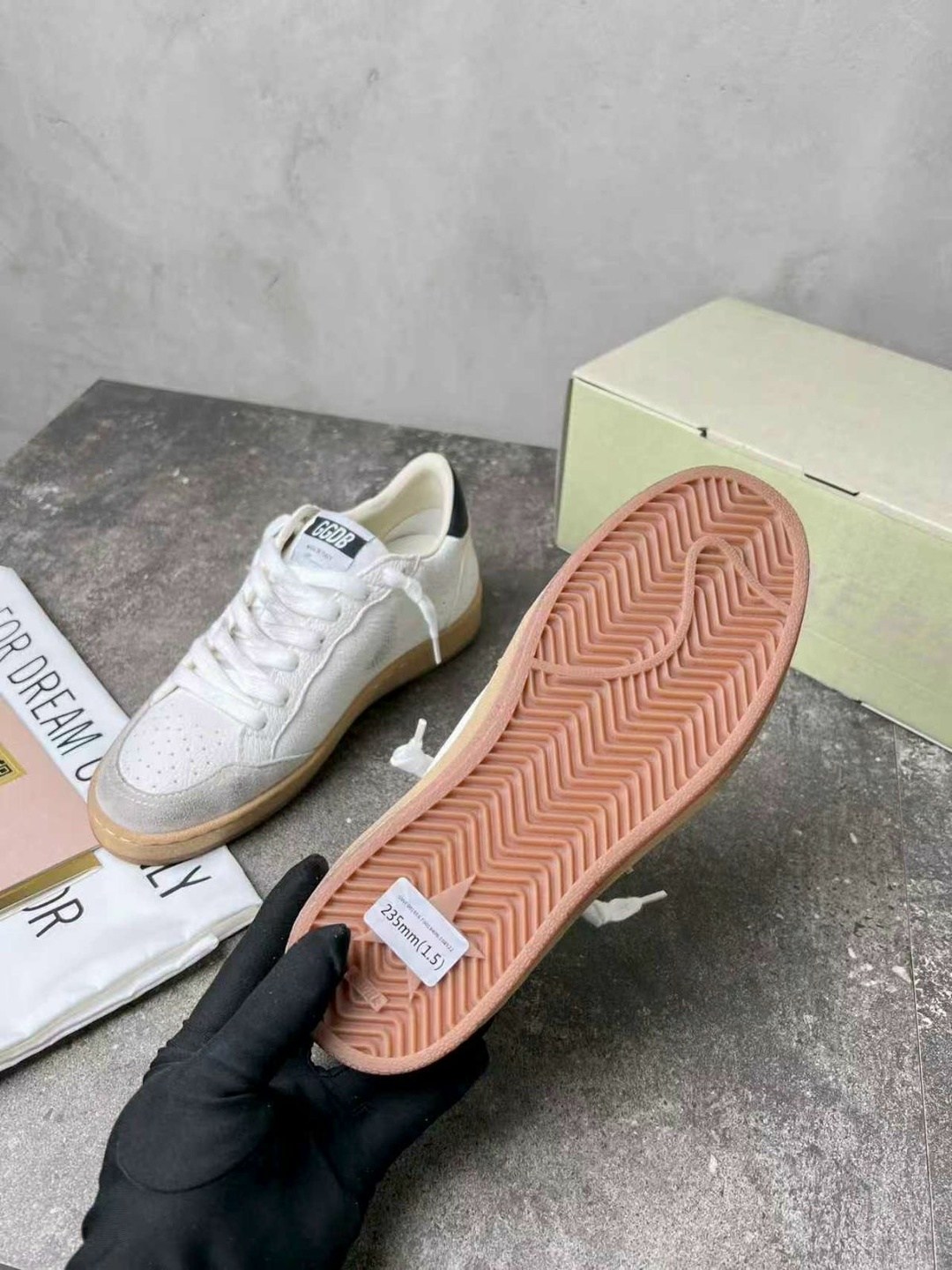 golden goose кеды ball star с блестками белый,,golden goose кроссовки,golden goose ball star,кроссовки golden goose ball star leather sneaker