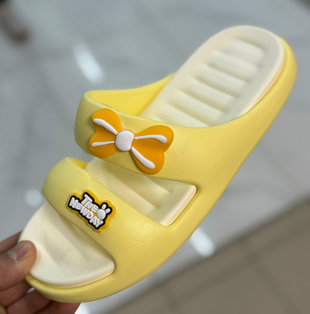 шлепанцы женские,летние тапочки,,шлепанцы сабо,модные тапочки