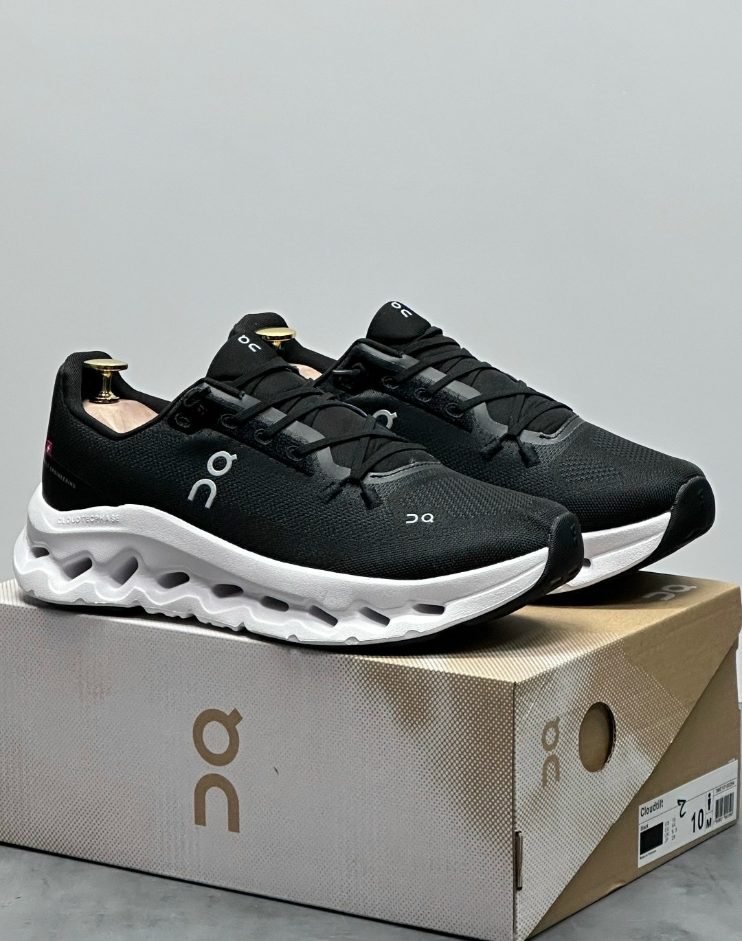 ,мужские кроссовки,кроссовки on,черные кроссовки,кроссовки женскиe