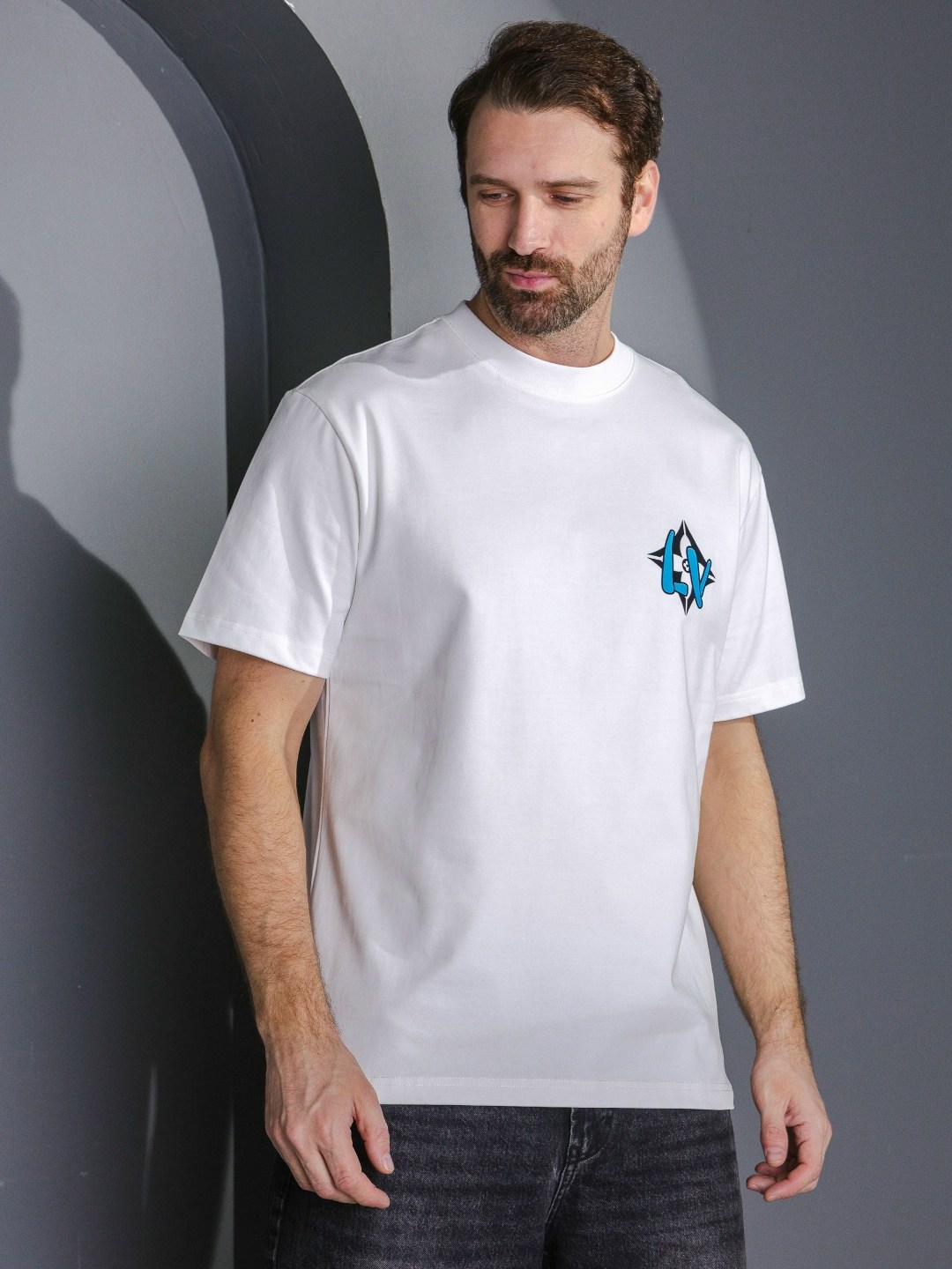 мужская футболка,белая мужская футболка,футболка,футболка мужская базовая,мужские футболки quiksilver