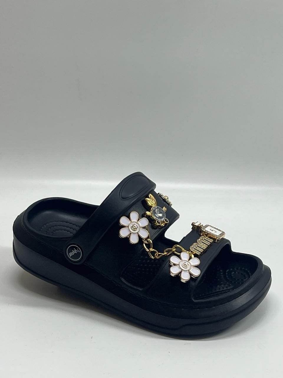 ,обуви,сабо детские,тапки модные,модные тапочки