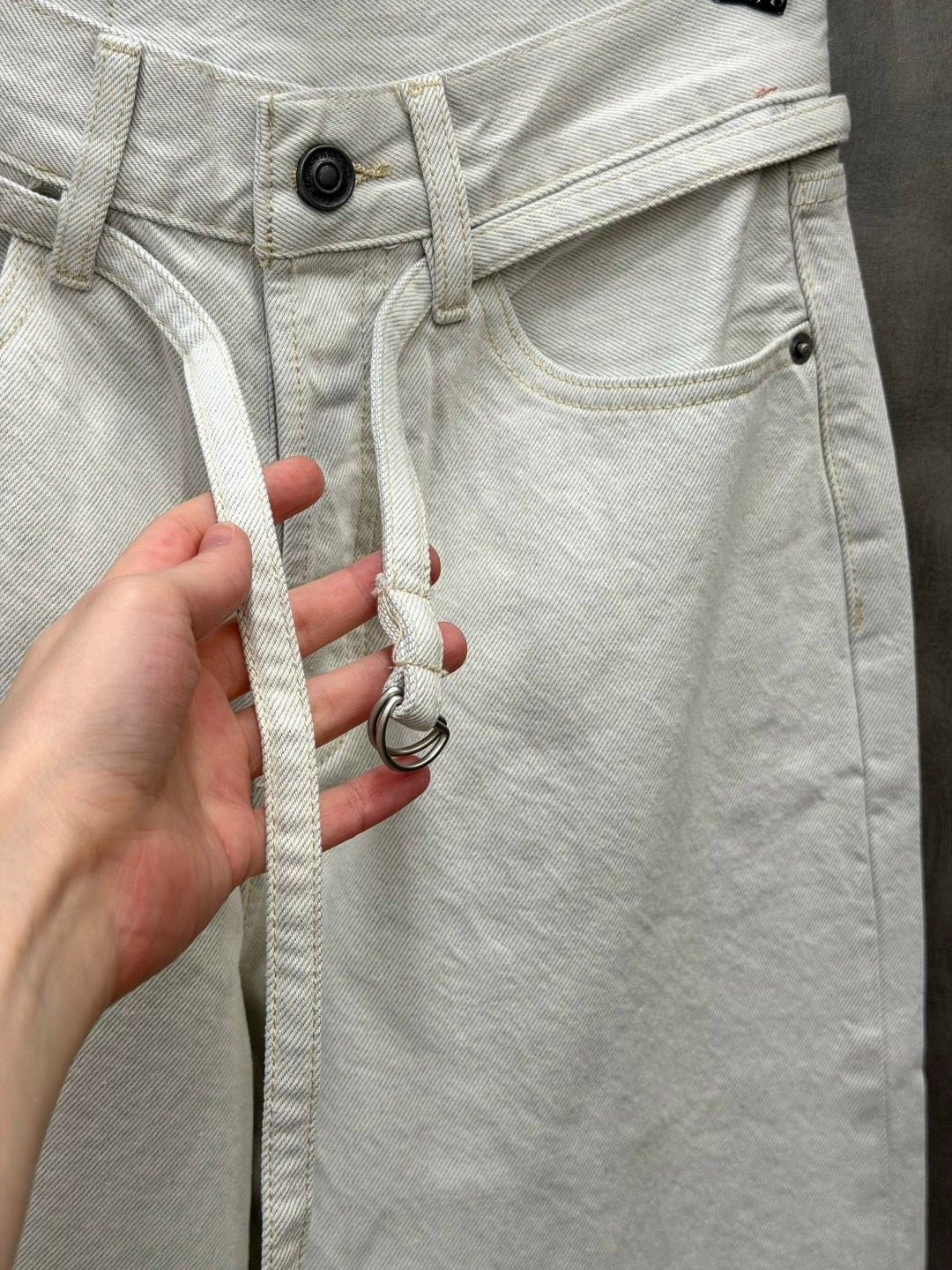 женские джинсы,белые джинсы,стильные джинсы,брюки джинсы,белые джинсы женские