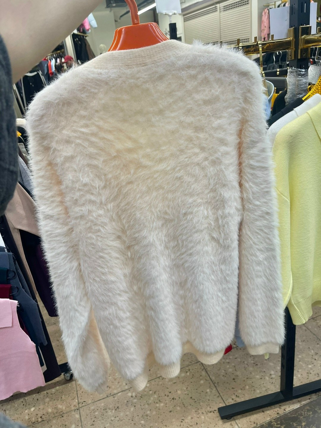 пушистый кардиган,кардиган из ангорки,кардиган,кофта кардиган,кардиган женский вязаный