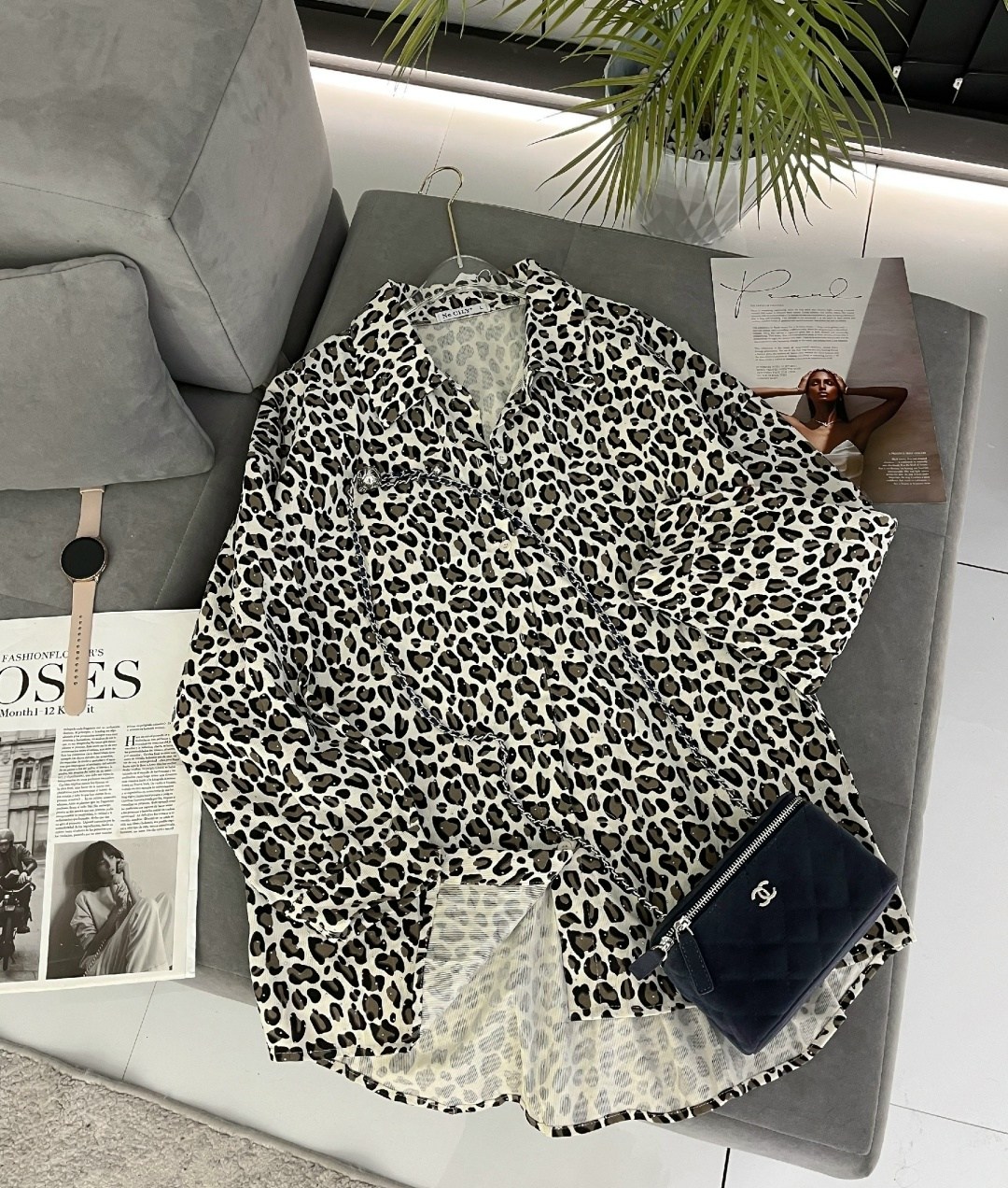 женская джинсовая куртка с леопардовым принтом с отложным воротником,рубашка с леопардовым принтом,рубашка леопардовая,женская джинсовая куртка с леопардовым принтом,женская рубашка с принтом