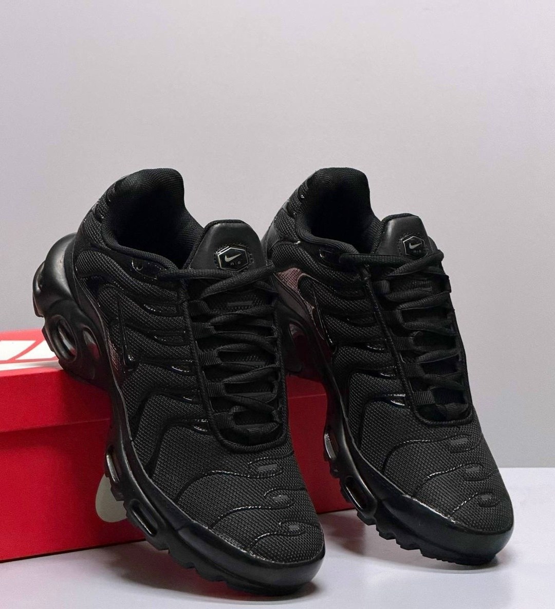 nike air max tn plus black,кроссовки nike air max tn plus,кроссовки nike air max plus tn nike,nike air max plus tn,мужские кроссовки nike air max tn plus