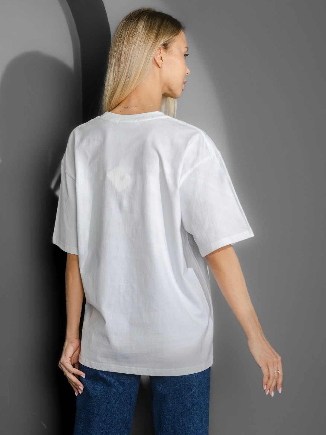 футболки женская оверсайз,футболки женская,футболки оверсайз для девушек,белая футболка женская оверсайз,футболка женская белая