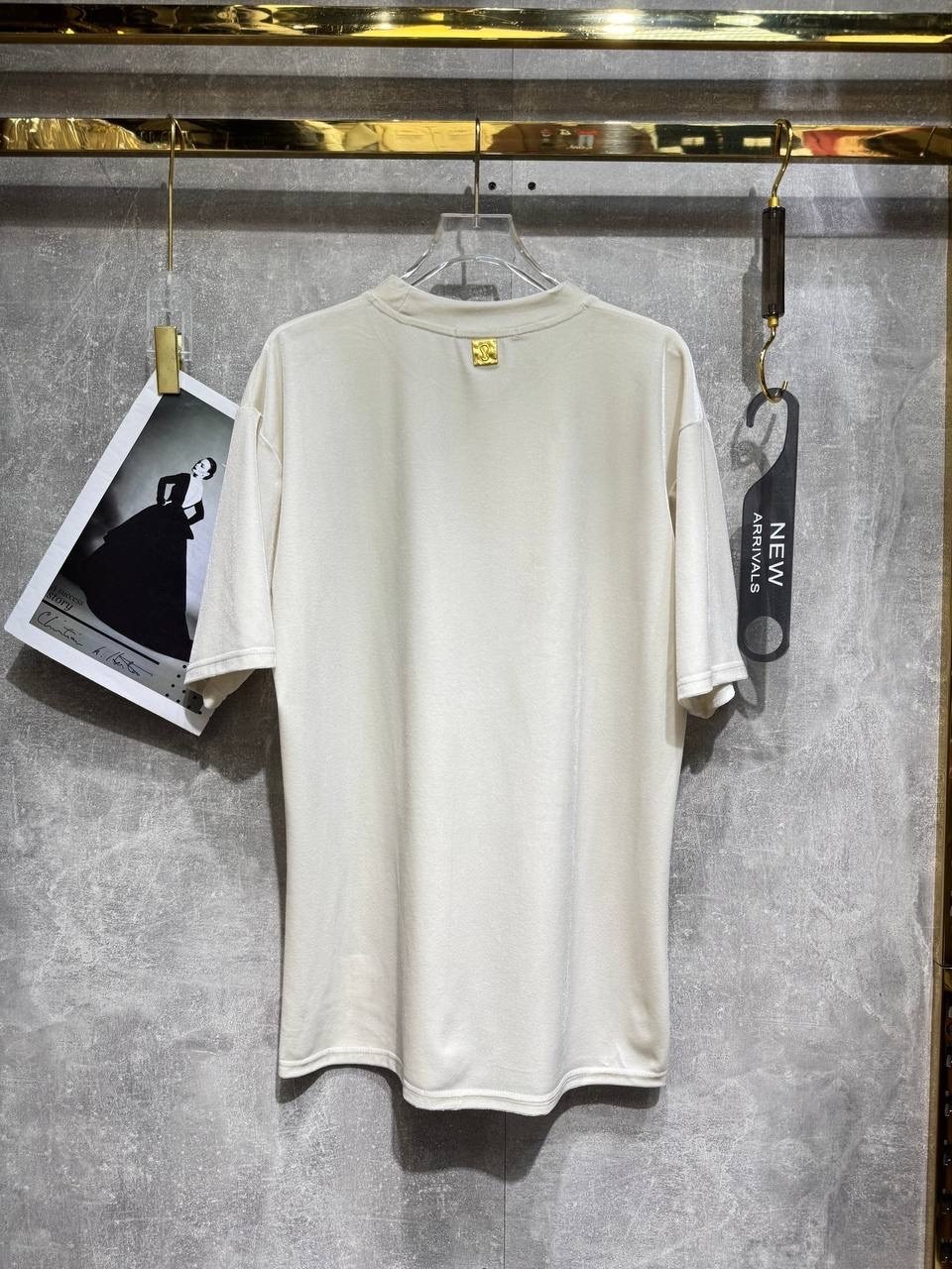 футболка,футболки женская,футболки модные,стильная футболка,футболки и топы