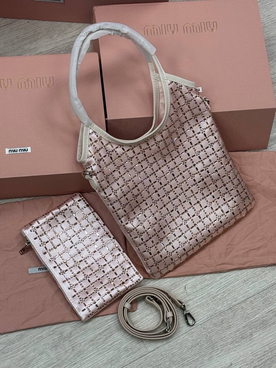 модная сумка,сумка,сумка модная женская,женская сумка,сумка женская miu miu