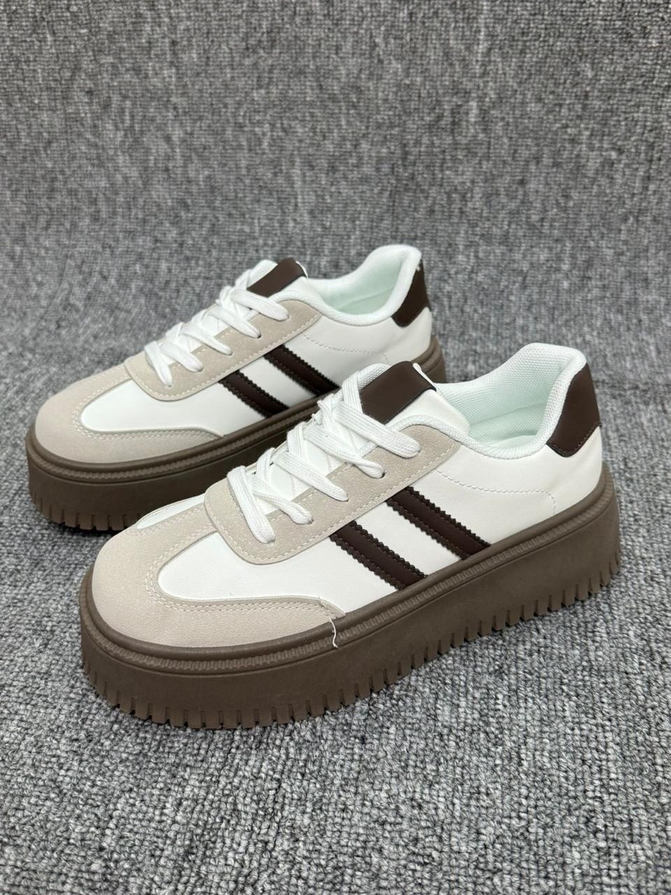 женские кроссовки,,женские повседневные кроссовки,кроссовки на толстой подошве,спортивная