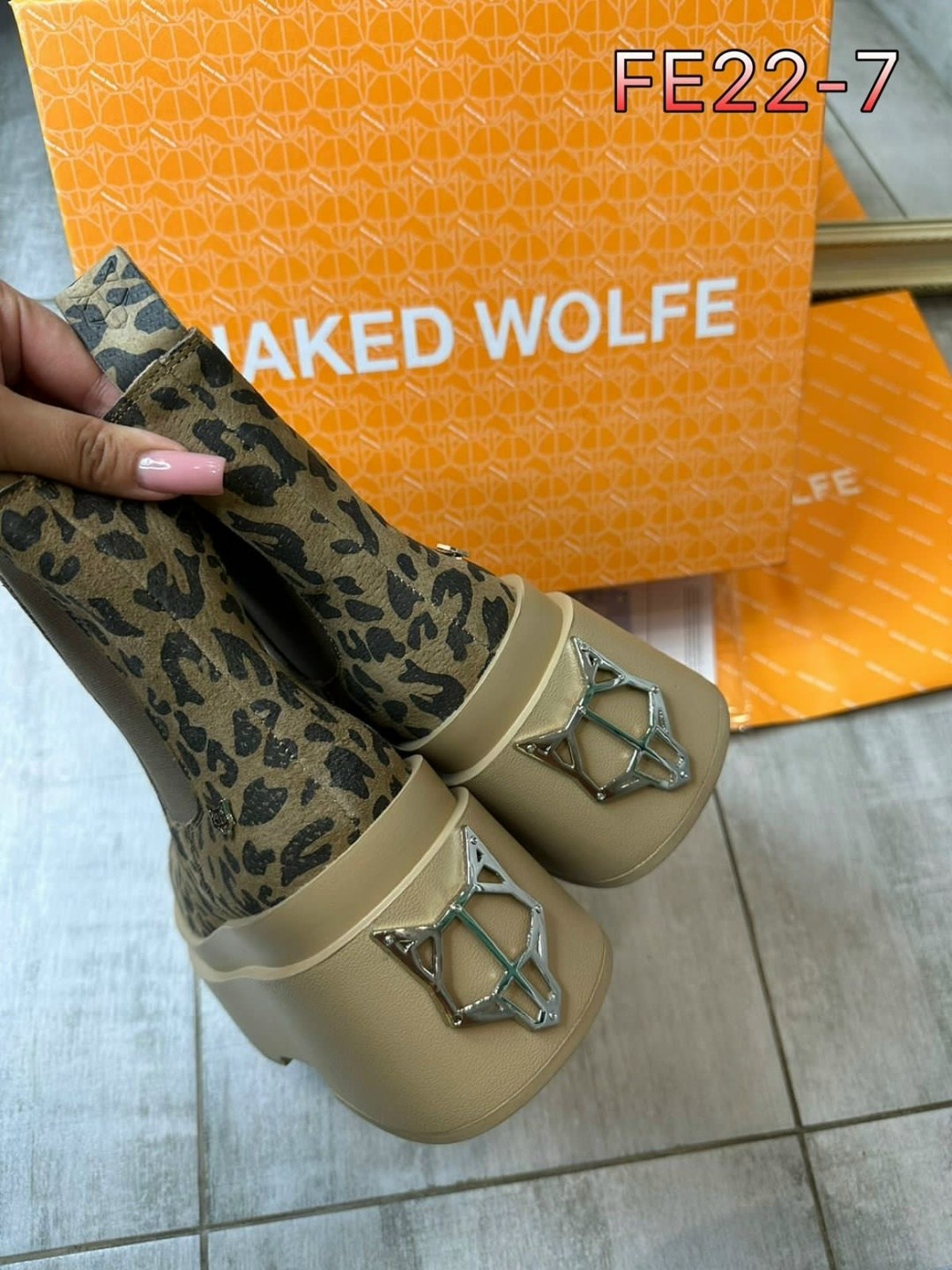 женские ботинки,,ботинки леопардовые,женская ,модные ботинки