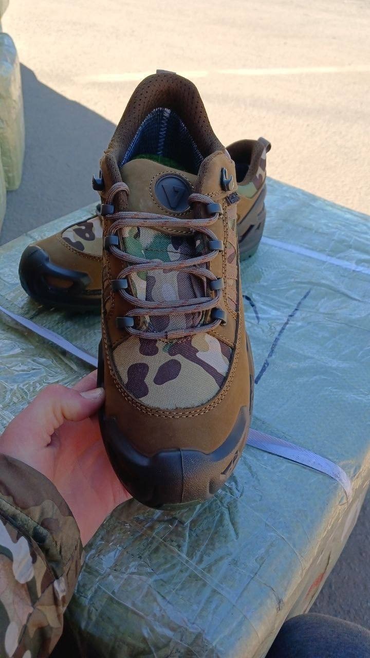 ,треккинговые кроссовки,треккинговые ботинки,кроссовки тактические,спортивная