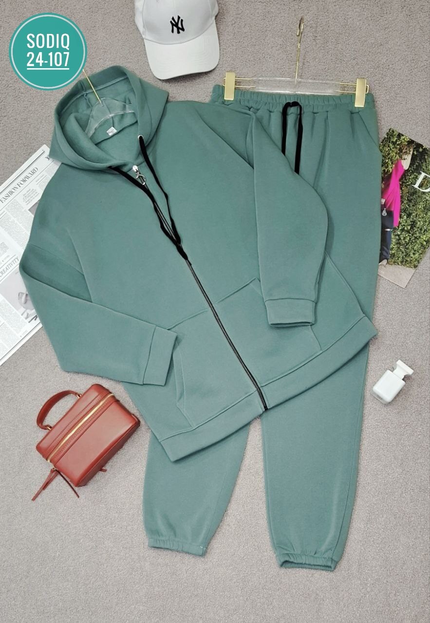 костюм женский на флисе,костюм флис,спортивный костюм,женский костюм,костюм спортивный женский