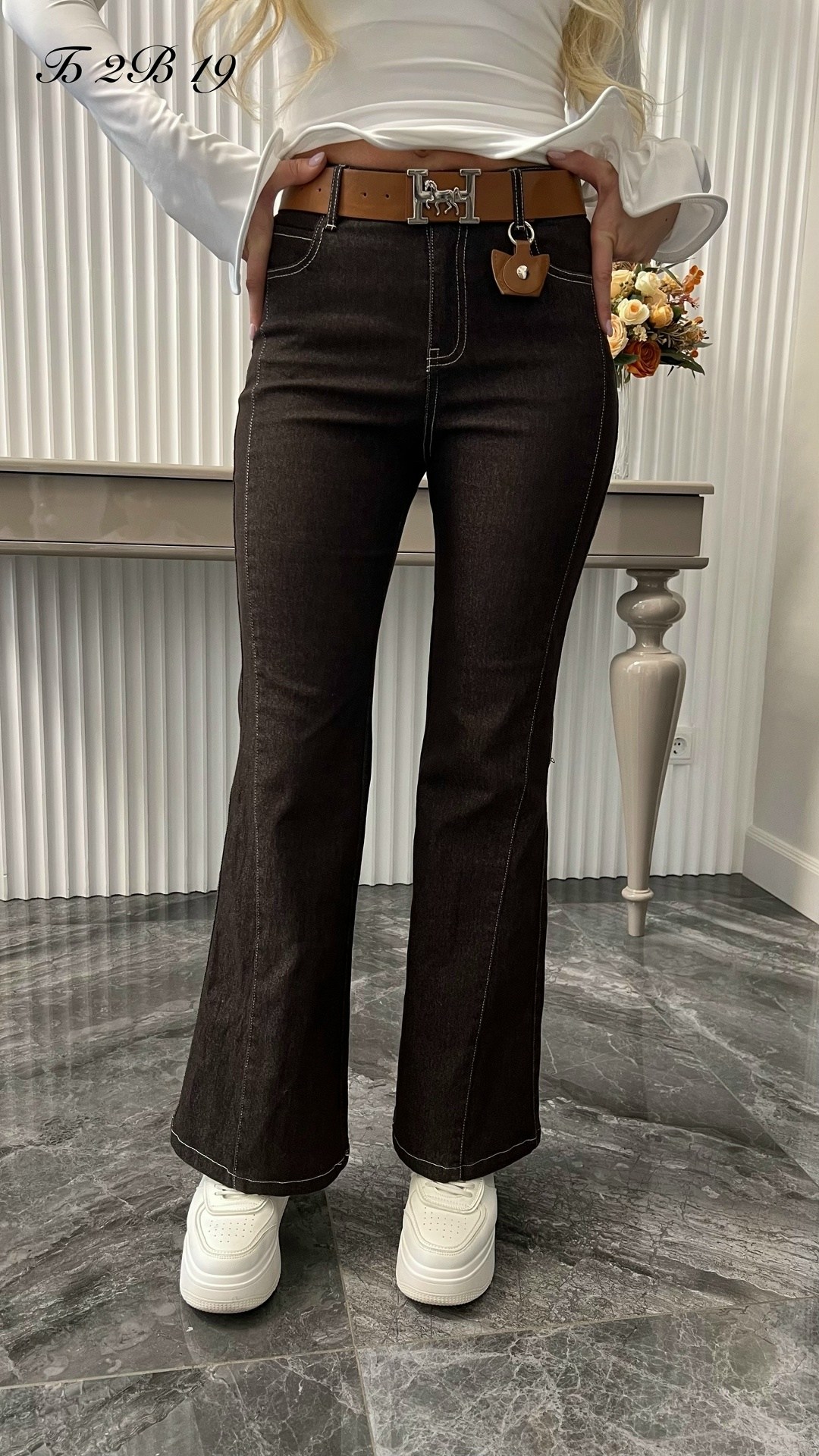 женские джинсы клеш,женские джинсы,модные джинсы,черные джинсы клеш,джинсы клёш