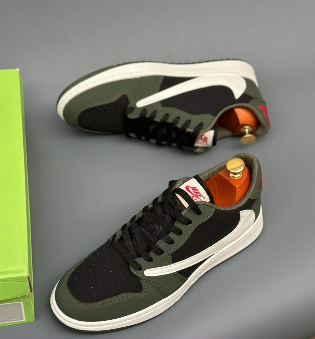 кроссовки кеды air джордан 1 low travis scott,кроссовки nike air jordan 1 low x travis scott,кроссовки nike air jordan 1 low,кроссовки travis scott x nike air jordan 1,кроссовки nike air jordan 1 low