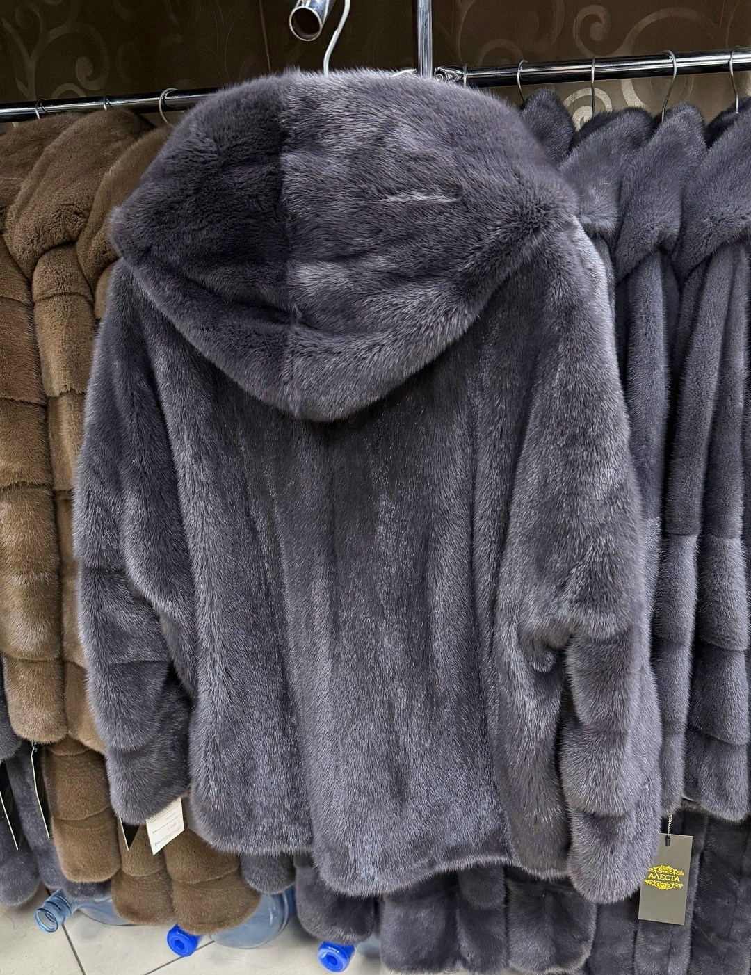 шубка из меха европейской норки с капюшоном модель "москвичка",шубка из меха европейской норки с капюшоном,шубка из меха европейской норки с капюшоном цвет графит,шубка из меха европейской норки с кап