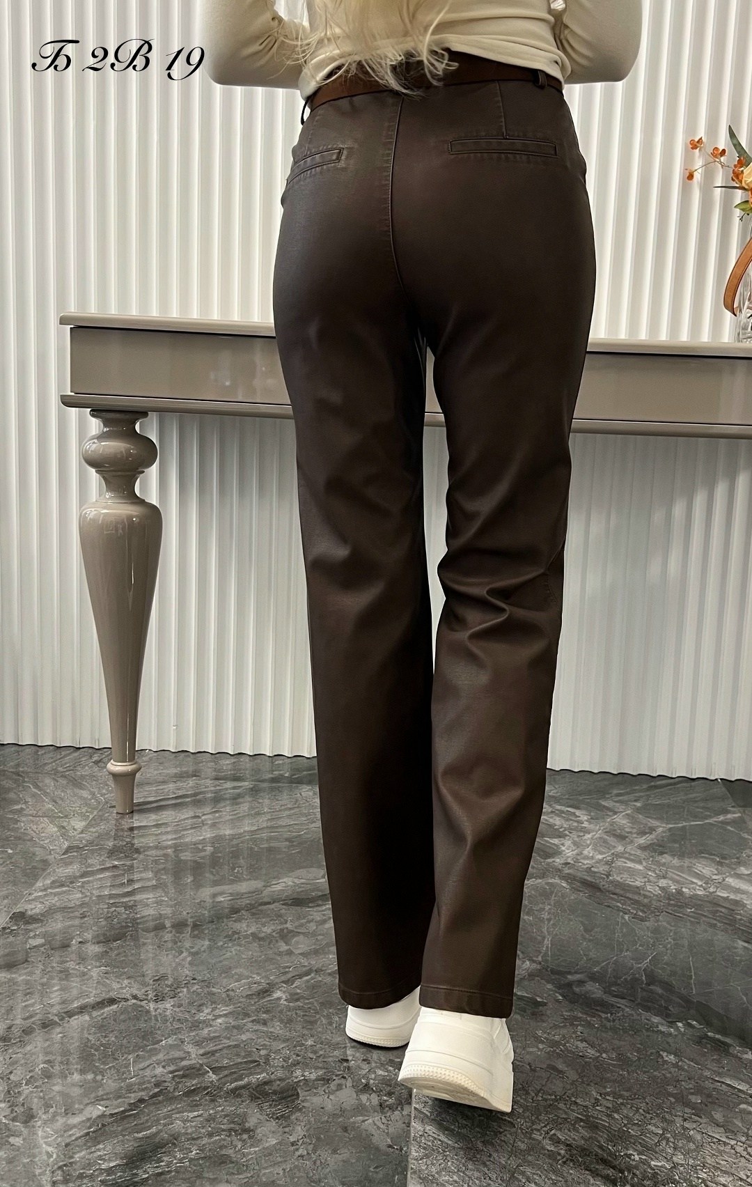 женские кожаные брюки,брюки из экокожи,кожаные брюки-клеш,кожаные брюки,женские брюки