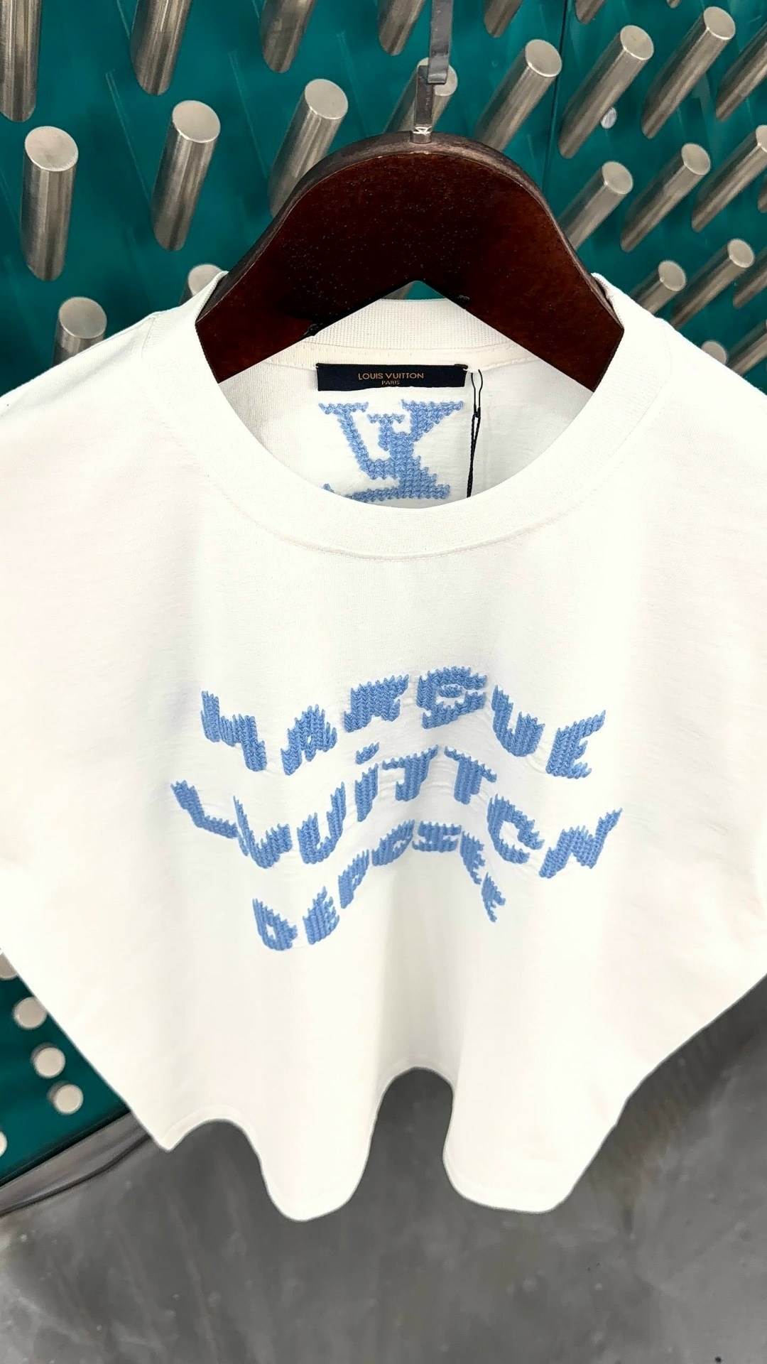 футболка louis vuitton,футболки мужские,футболка луи виттон мужская,футболка louis vuitton text бел,футболка louis vuitton text