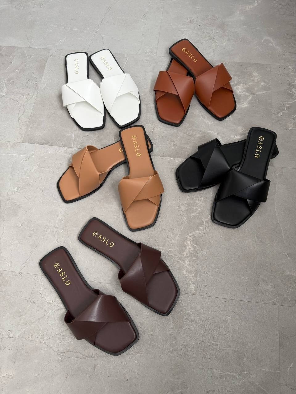 ,женские шлепанцы,модные шлепанцы,тапочки модные,шлепанцы летние