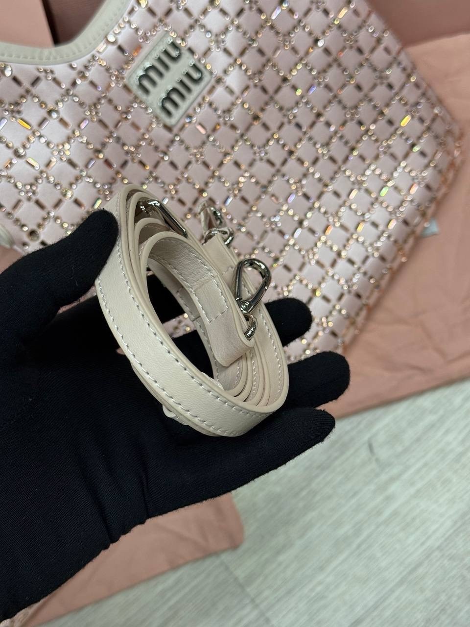 модная сумка,сумка,сумка модная женская,женская сумка,сумка женская miu miu