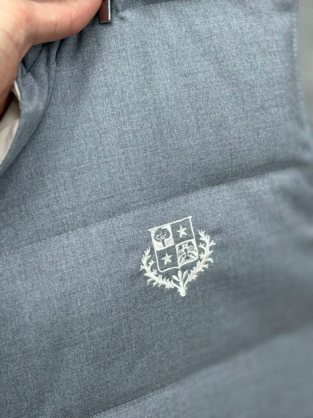 жилетка,жилет мужской,жилет,жилетка мужская,безрукавка