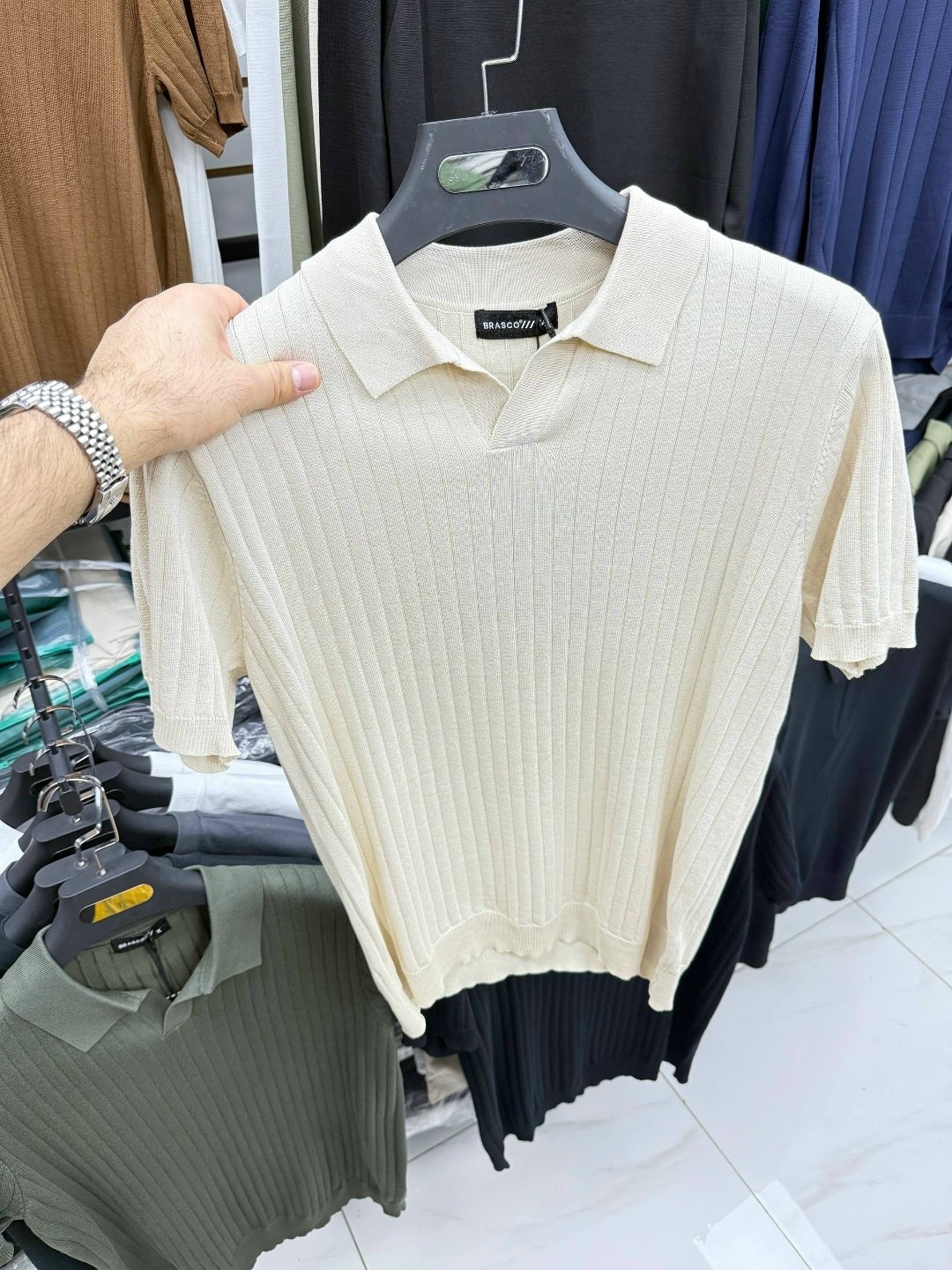 мужская трикотажная футболка с круглым вырезом коротким рукавом,трикотажная футболка,белая мужская футболка,мужская летняя футболка,футболке