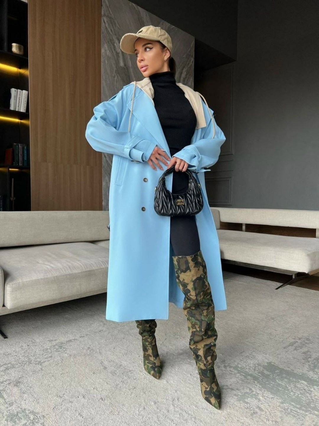 тренч,бежевый тренч,тренч длинный плащ,плащ тренч,модный плащ тренч