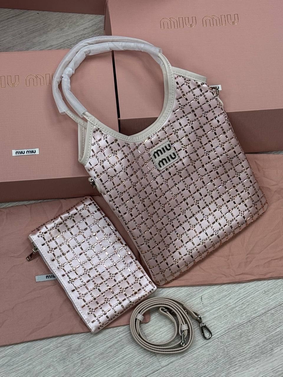 модная сумка,сумка,сумка модная женская,женская сумка,сумка женская miu miu