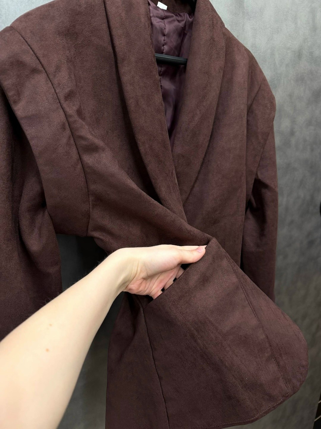 замшевая куртка женская,замшевая куртка,женская замшевая куртка retro,куртка косуха замшевая коричневая с поясом tadari,пиджак замшевый slavalook коричневый