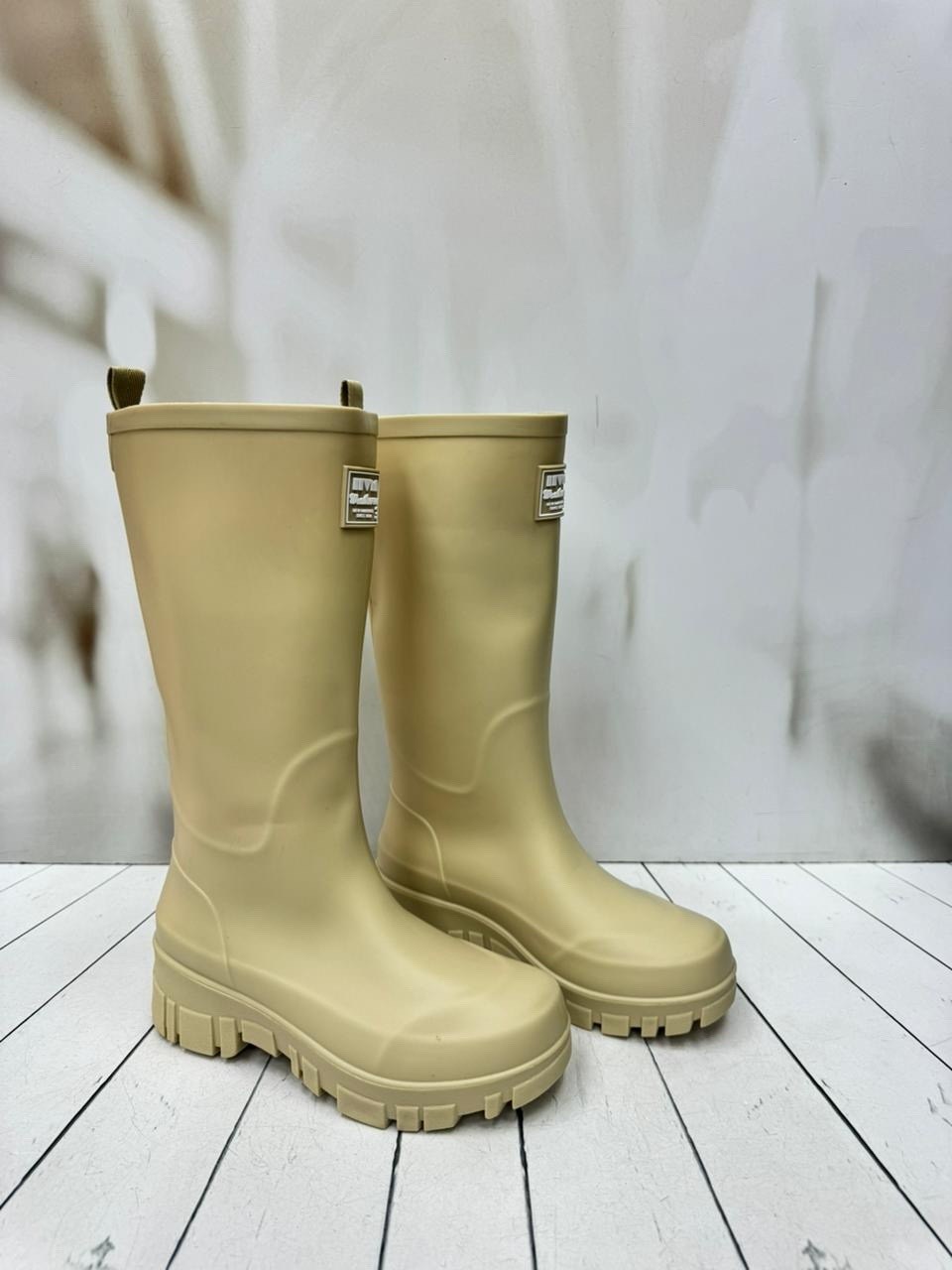 сапоги резиновые,женские резиновые сапоги,,резиновые сапоги tendance,сапоги модные