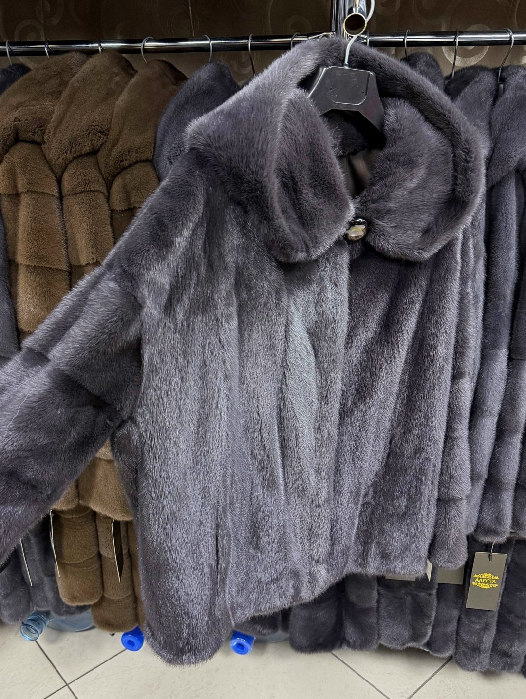 шубка из меха европейской норки с капюшоном модель "москвичка",шубка из меха европейской норки с капюшоном,шубка из меха европейской норки с капюшоном цвет графит,шубка из меха европейской норки с кап