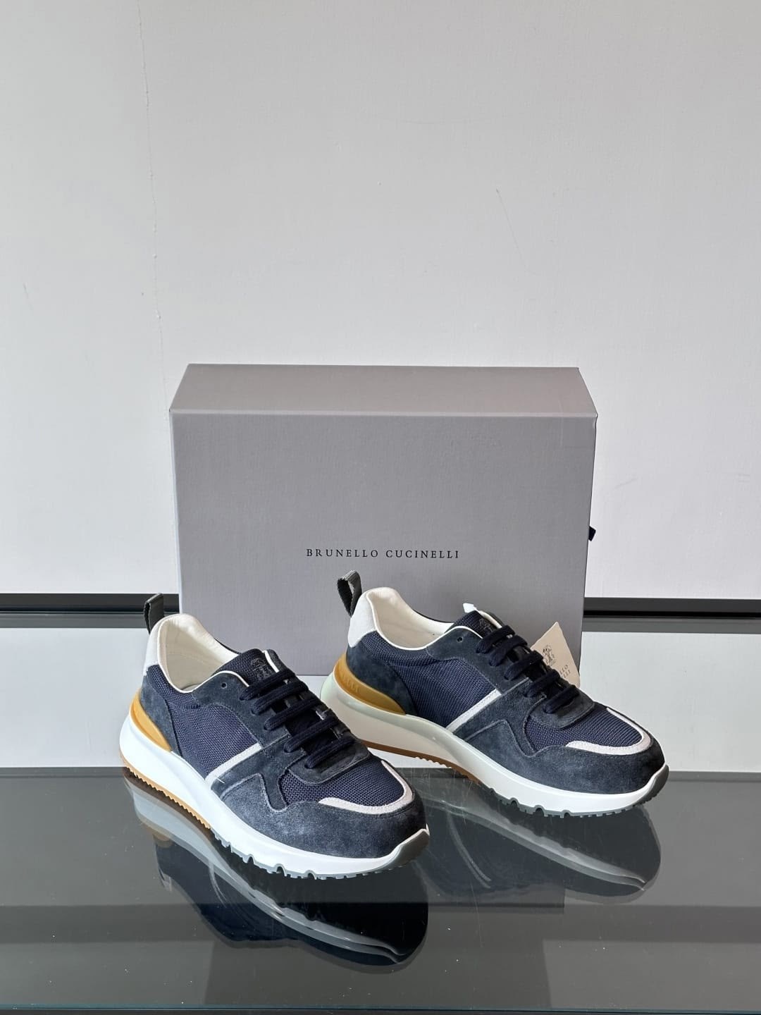 ,женские кроссовки,низкие кроссовки,бежевые кроссовки,кроссовки 2026 тренд женские