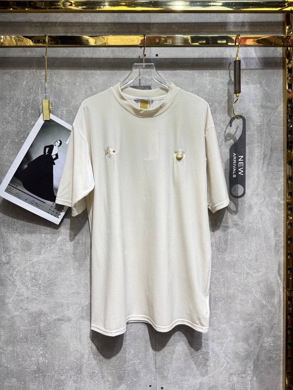 футболка,футболки женская,футболки модные,стильная футболка,футболки и топы