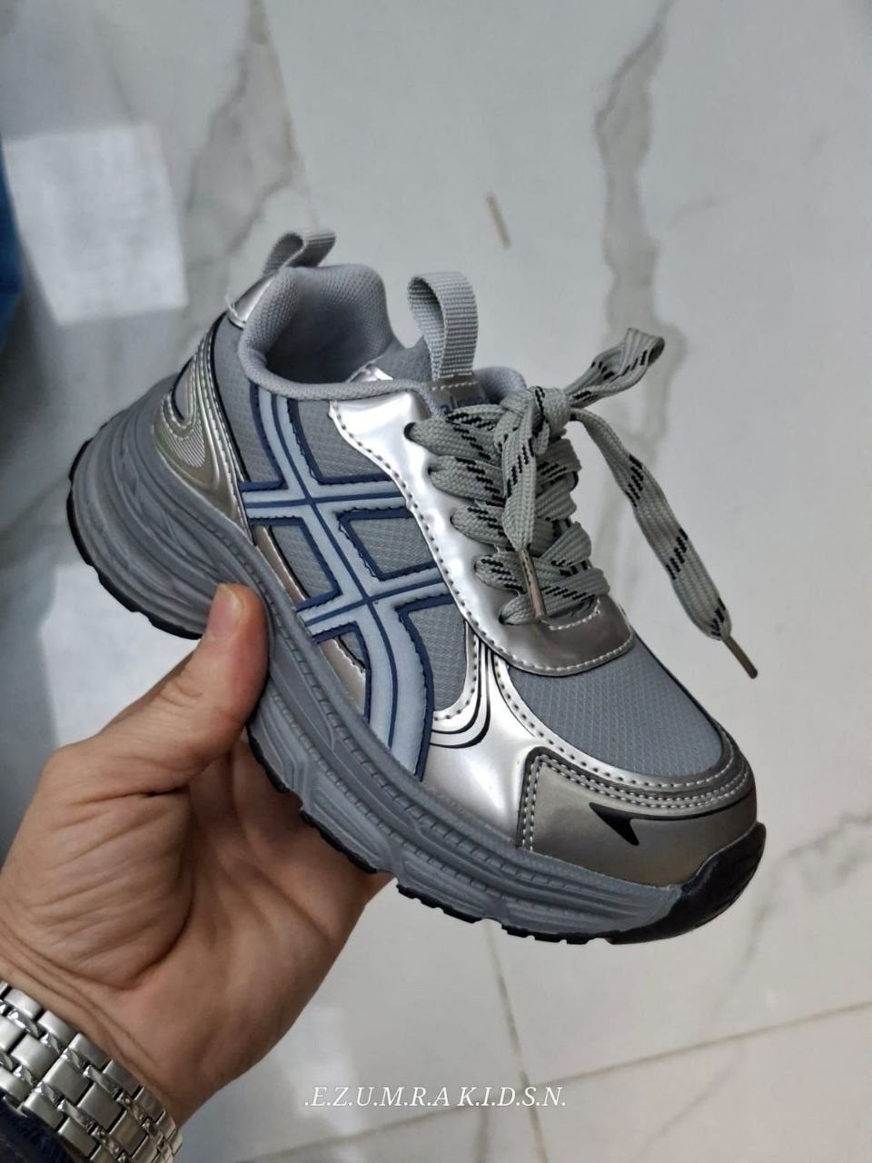 кроссовки,детские кроссовки,кроссовки подростковые,кроссовки для детей,кроссовки для малыша