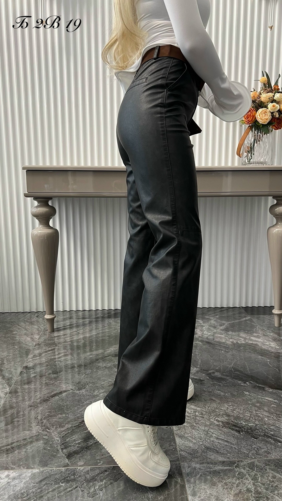 женская кофта,штаны кожаные,кожаные брюки,женские брюки,женские кожаные брюки