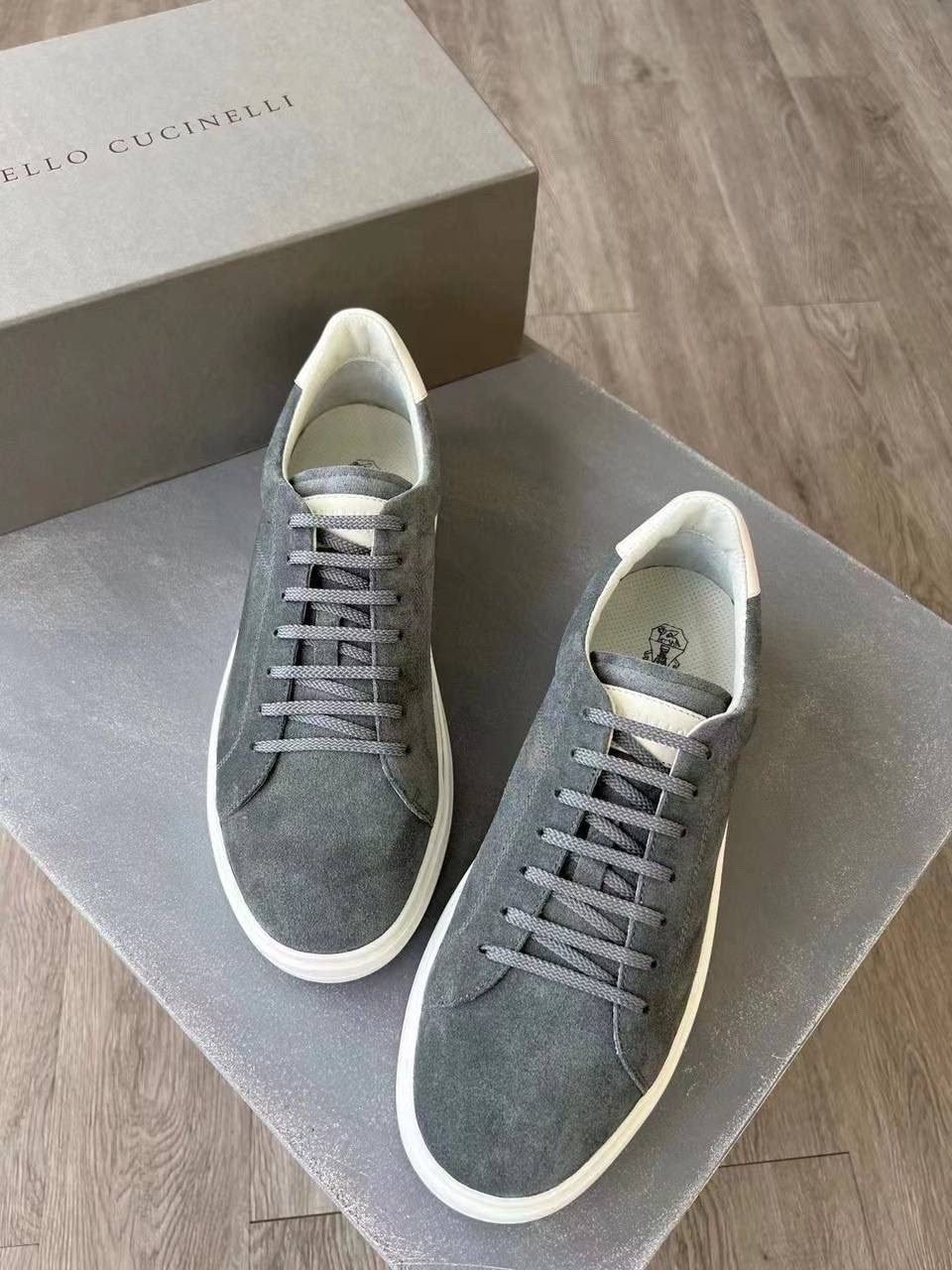 brunello cucinelli кроссовки мужские,мужские кеды brunello cucinelli pl-48956,кеды brunello серые замшевые,мужские кеды brunello cucinelli из коричневого вельвета в стиле casual,brunello cucinelli кед