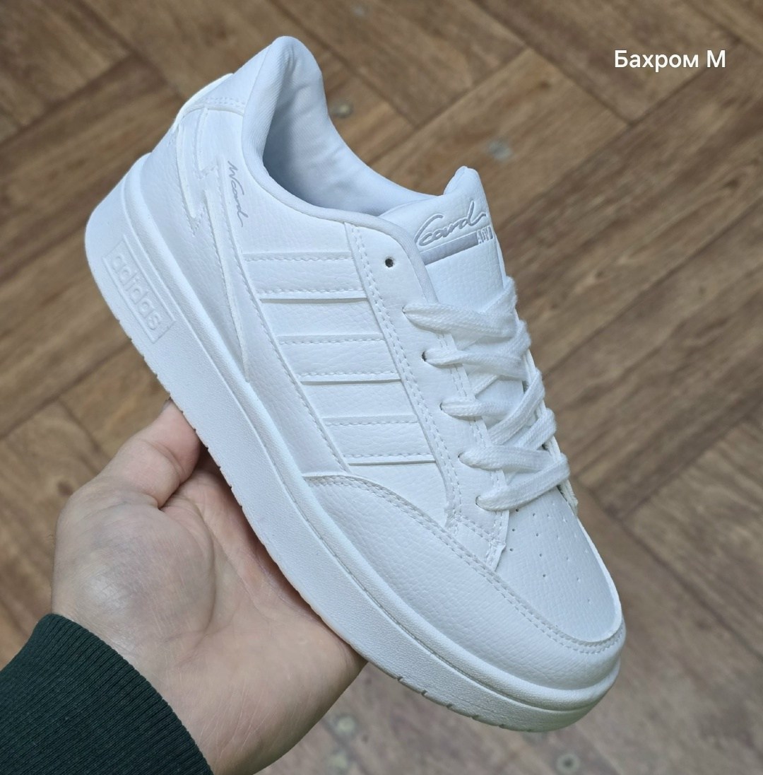 женские кроссовки адидас белые классические,кроссовки женские adidas,,кроссовки adidas,кроссовки женские