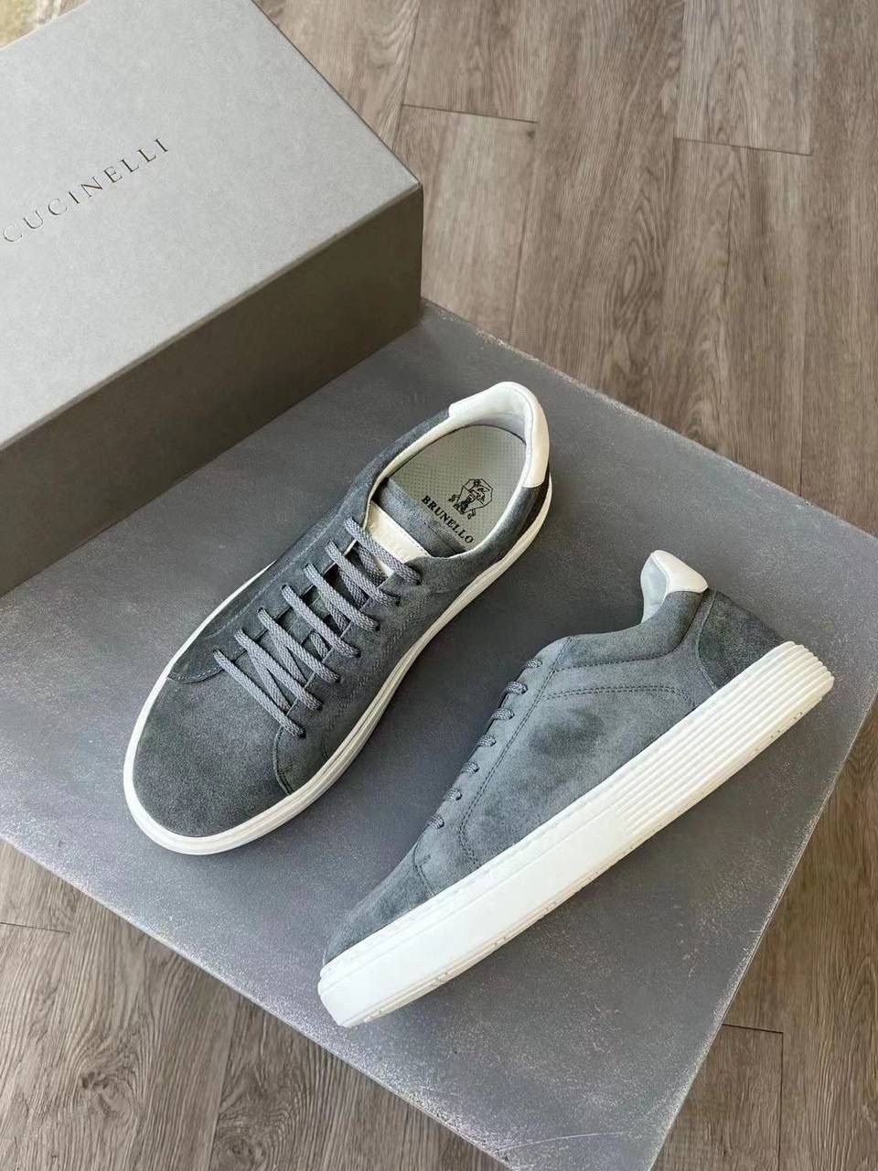 brunello cucinelli кроссовки мужские,мужские кеды brunello cucinelli pl-48956,кеды brunello серые замшевые,мужские кеды brunello cucinelli из коричневого вельвета в стиле casual,brunello cucinelli кед