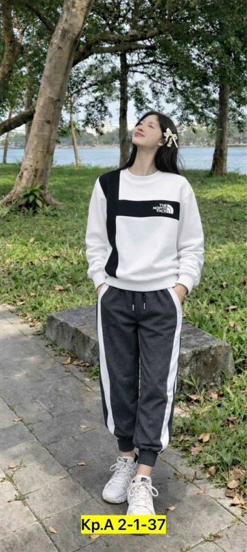 свитшот адидас,adidas original,толстовка adidas,свитшот adidas sportswear printed sweatshirt,толстовки спортивные