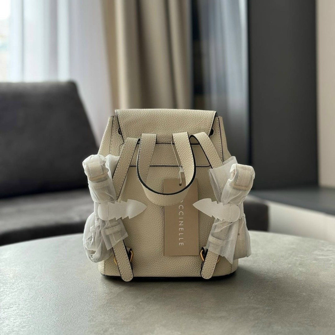 рюкзак coccinelle,женские рюкзаки,черные женские рюкзаки coccinelle,рюкзак,рюкзак coccinelle beat soft черный