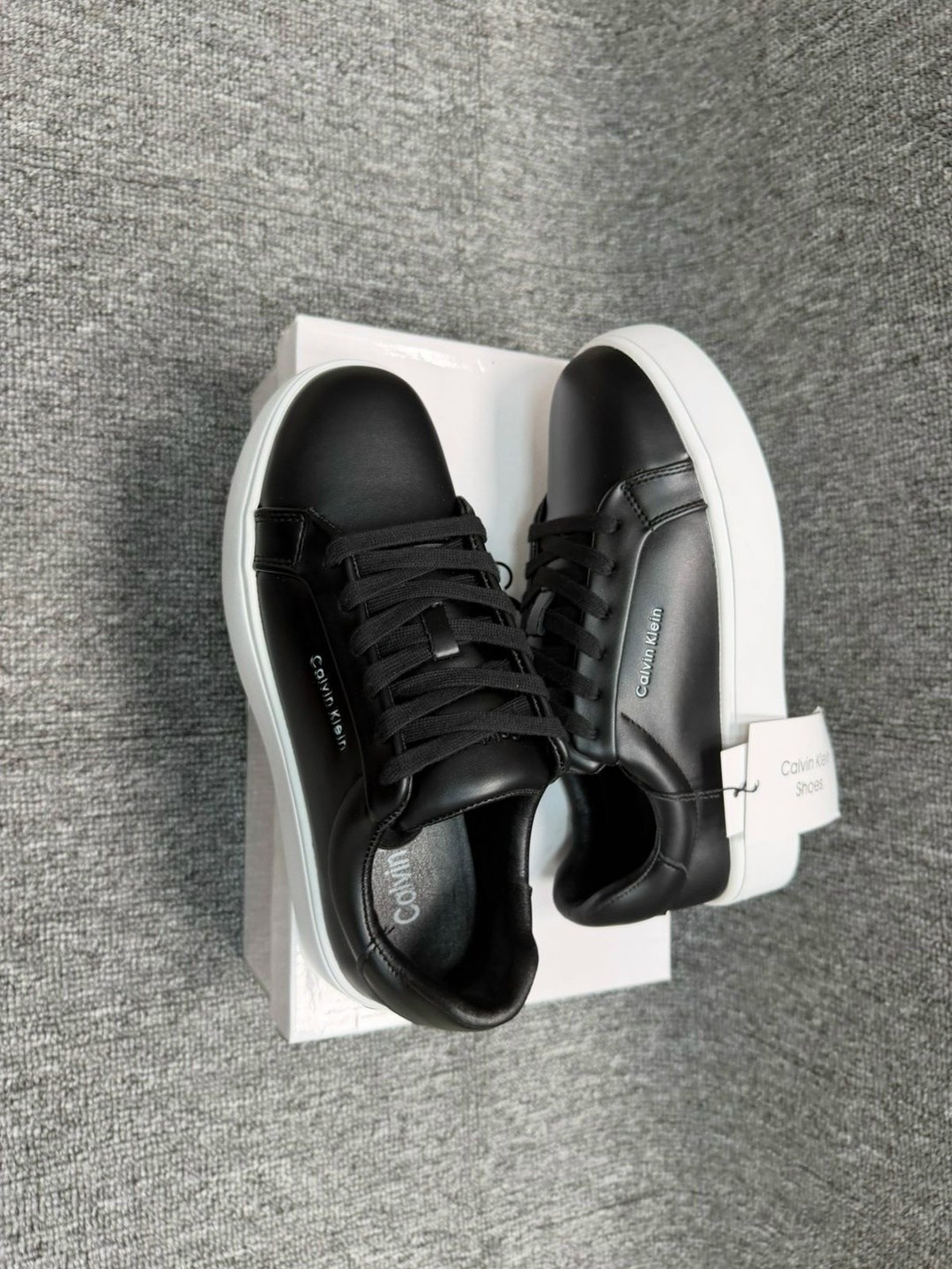 кожаные кроссовки на шнуровке cupsole без подкладки calvin klein черный,женские кроссовки calvin klein,женские кроссовки calvin klein черные,,calvin klein vulc nano fox leather sneakers