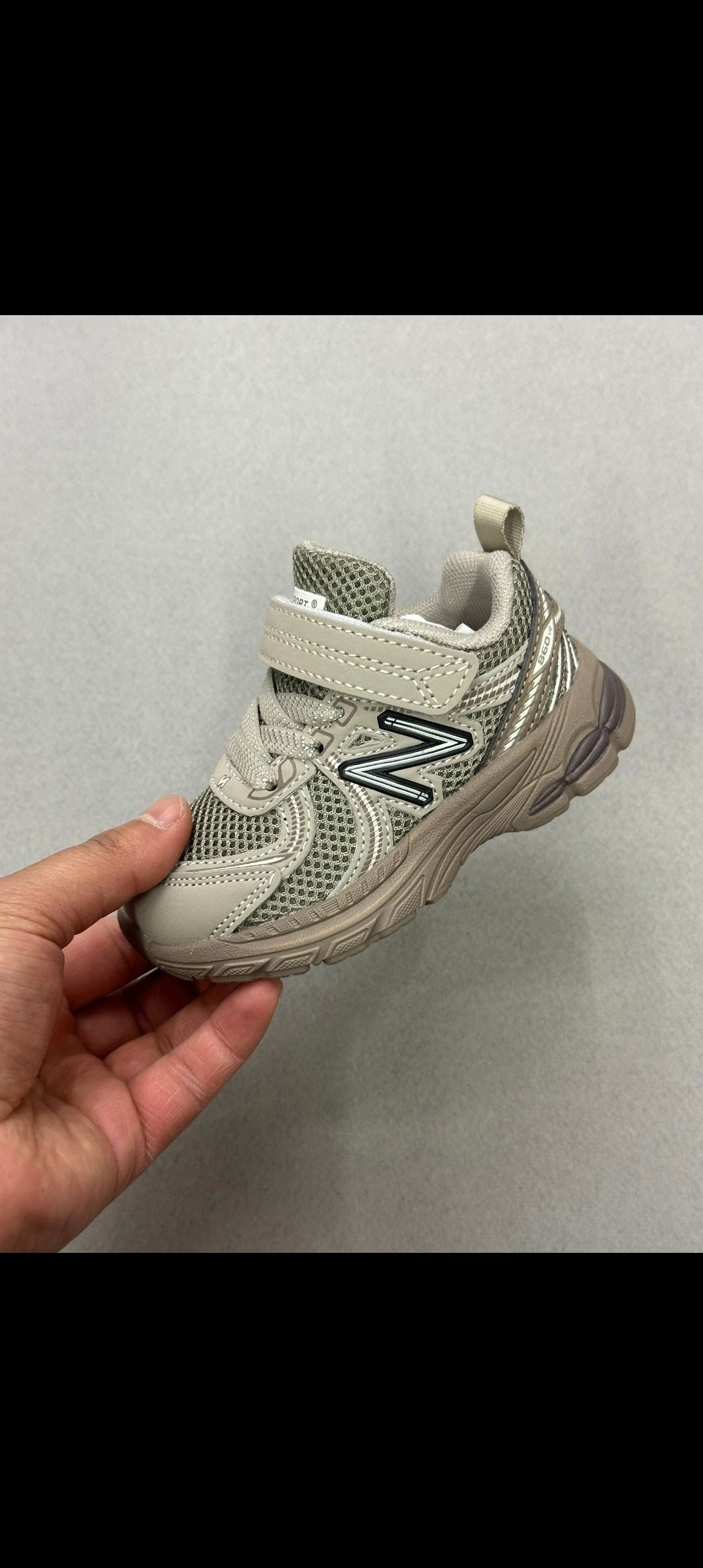 кроссовки,детские кроссовки,кроссовка,черные кроссовки,спортивная