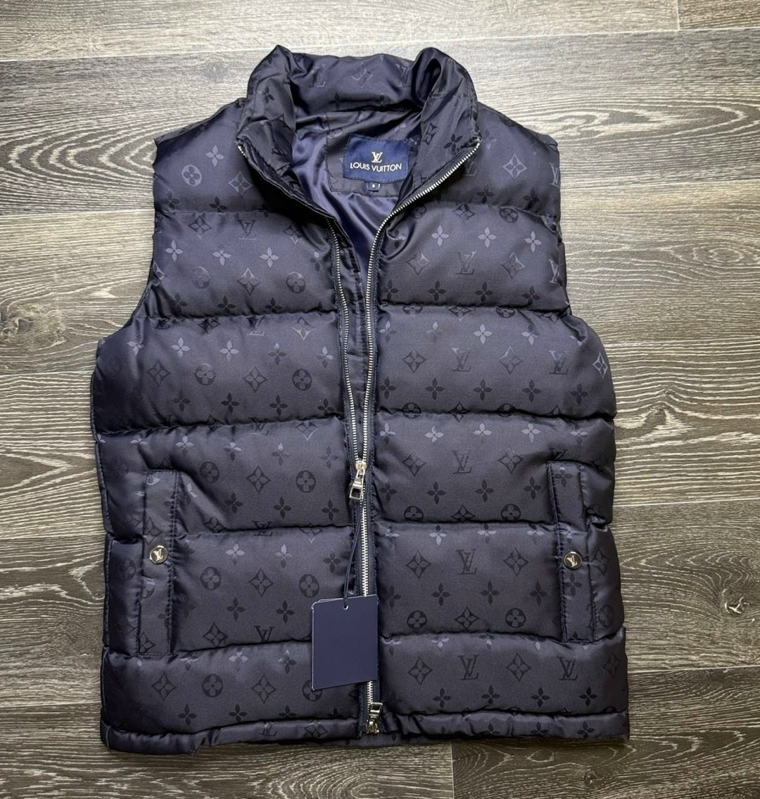 жилетка louis vuitton,жилет louis vuitton,жилетка луи виттон,мужской жилет louis vuitton,жилет louis vuitton мужской зимний 54ru