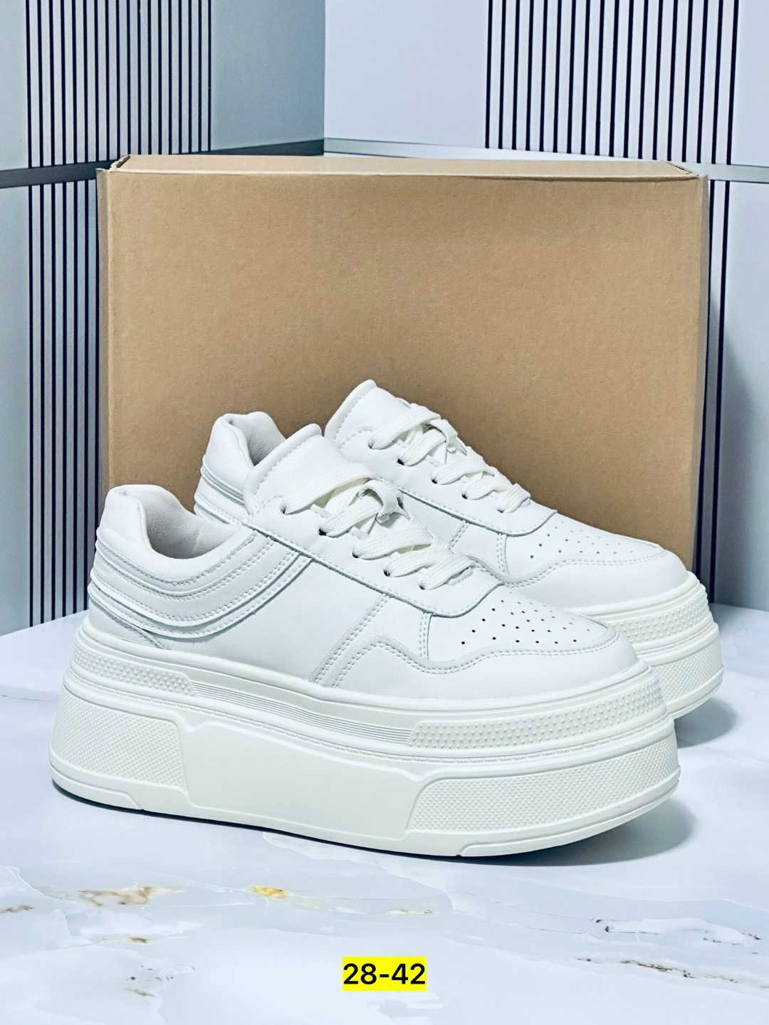 ,женские кроссовки,белые кроссовки, женская,кроссовки на платформе