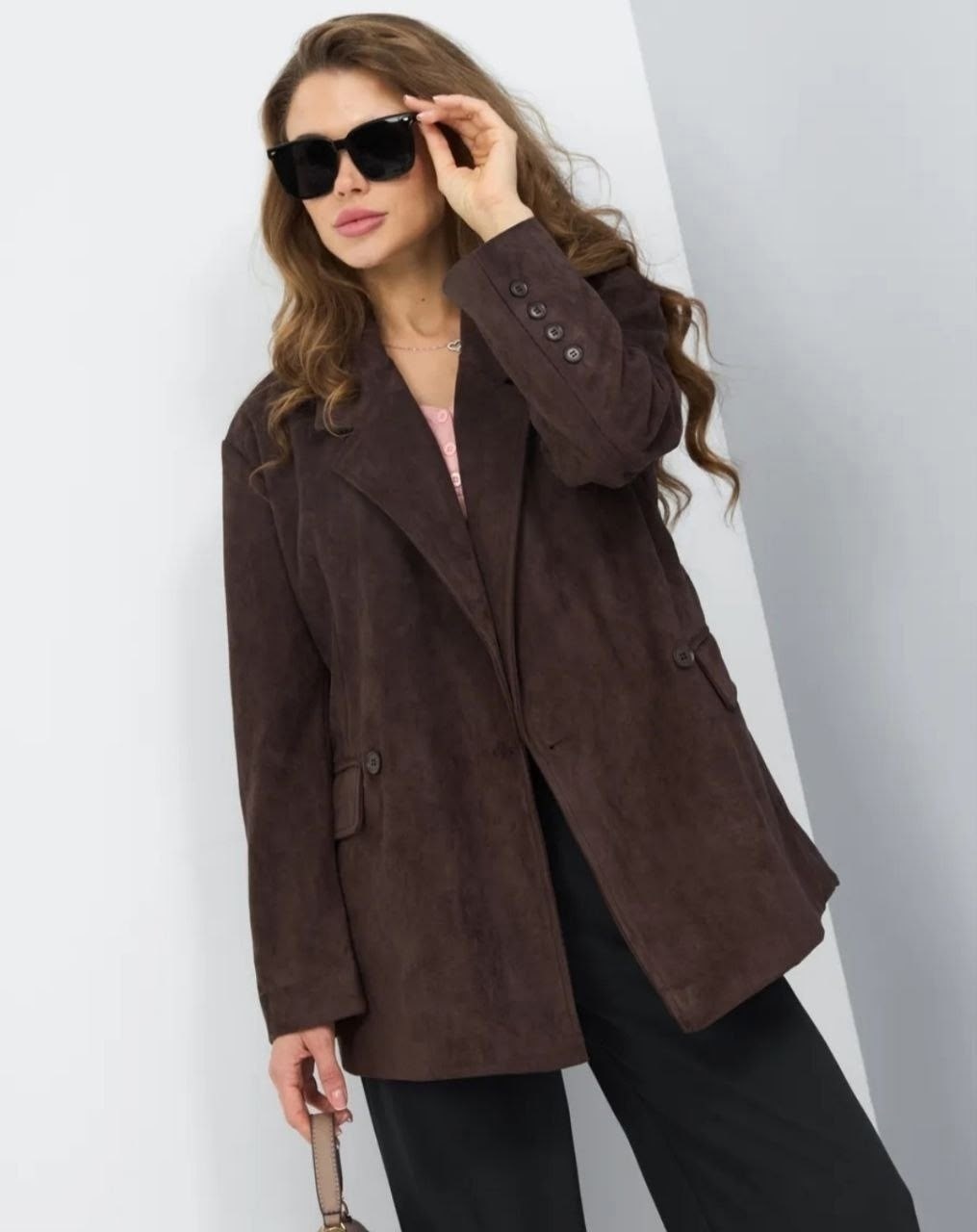 жакет из натуральной замши шоколадного цвета,пиджак alien tory темно-коричневый,жакет из натуральной замши шоколадного цвета xs,коричневый замшевый пиджак,замшевый пиджак