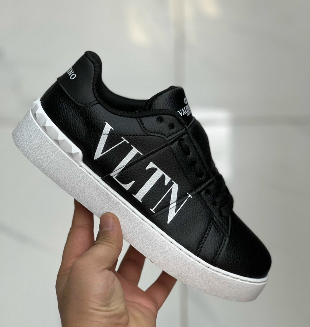 ,кроссовки valentino,кеды valentino,валентино кроссовки,валентино