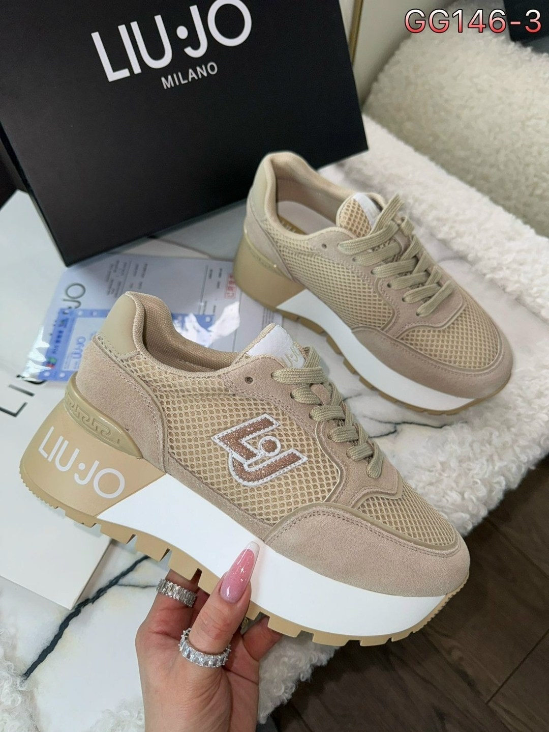 ,кроссовки женские liu jo,кроссовки женскиe,кроссовки liu jo,бежевые кроссовки