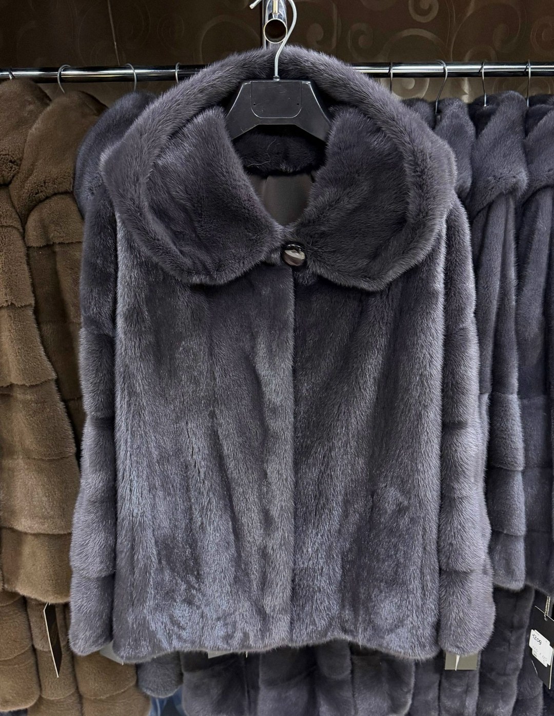 шубка из меха европейской норки с капюшоном модель "москвичка",шубка из меха европейской норки с капюшоном,шубка из меха европейской норки с капюшоном цвет графит,шубка из меха европейской норки с кап