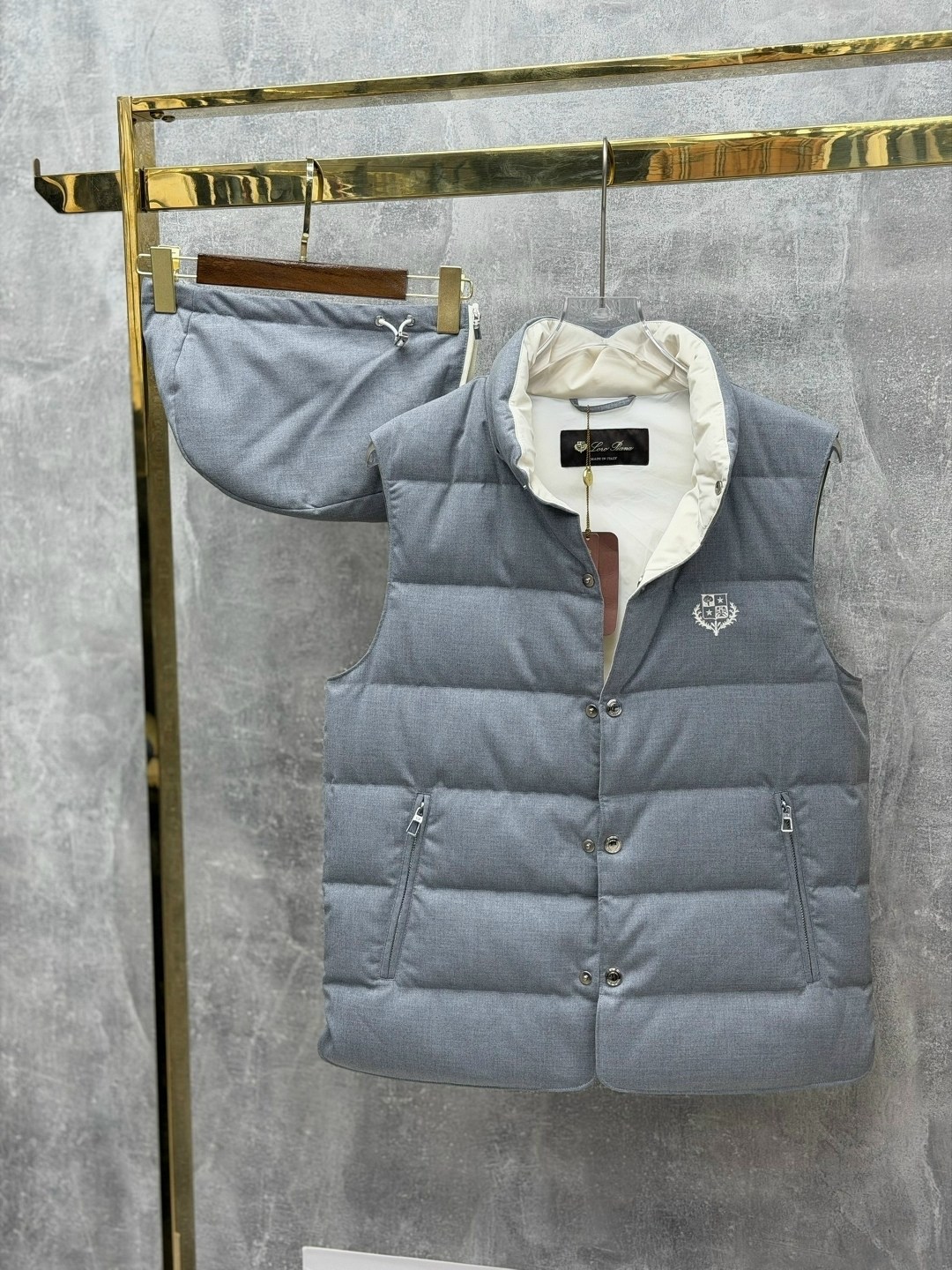 жилетка,жилет мужской,жилет,жилетка мужская,безрукавка