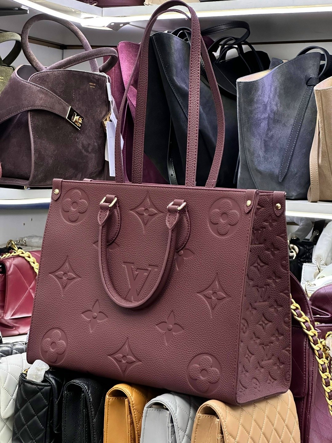 женская сумка louis vuitton,сумка луи виттон бордовая,сумка louis vuitton,сумка louis vuitton onthego большая,сумка луи виттон